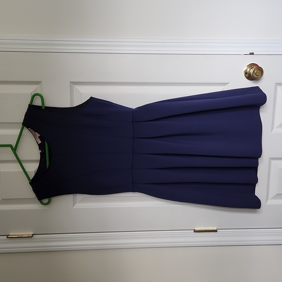 Forever 21 Dress 👗 - Picture 1 of 4